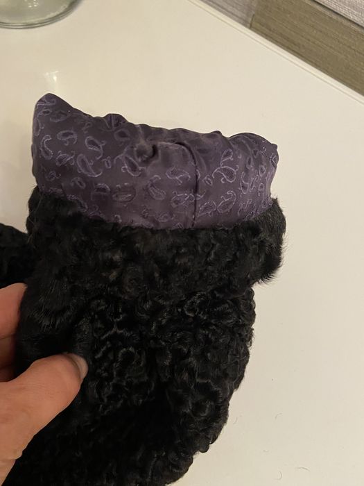 Шуба каракулевая