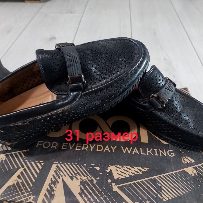 Продаётся детский обувь для мальчика