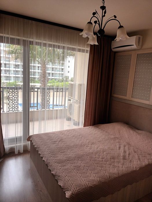 Отдава под наем апартамент