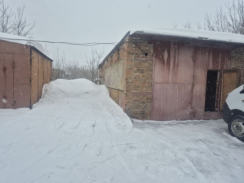 Продаётся гараж район береке