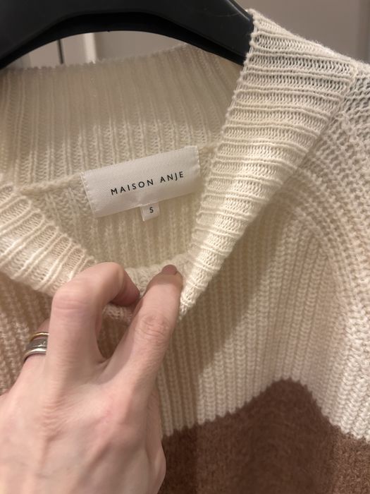 Уникален топъл пуловер