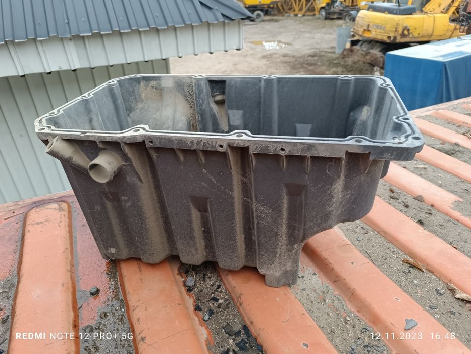 Поддон Мерседес бенс спец техники