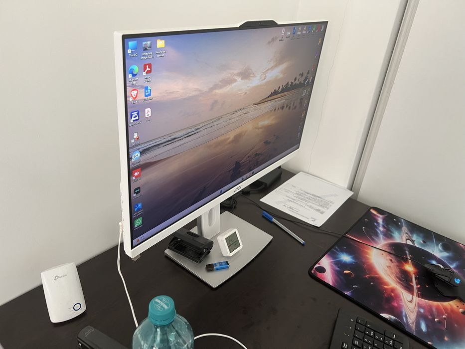 All-in-One 27 inch MSI Modern AM272 Alb, impecabil, ideal birou/home office".