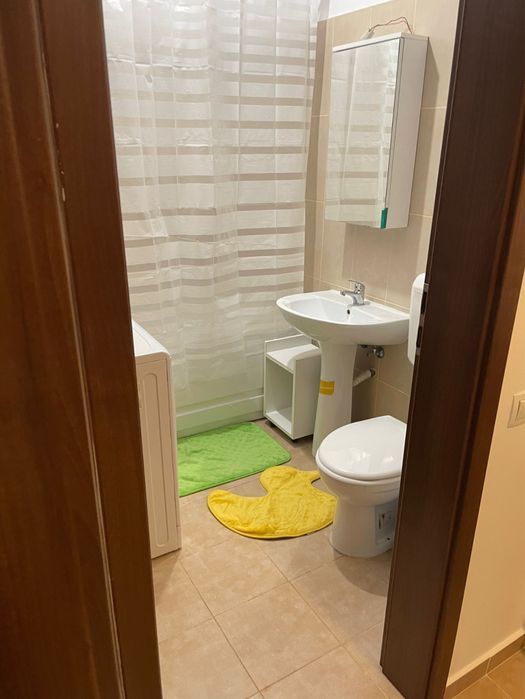 Inchiriez garsoniera