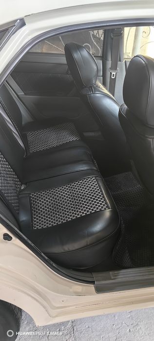 Lasetti 1.8- 1.6 avtamat qo'yilgan.