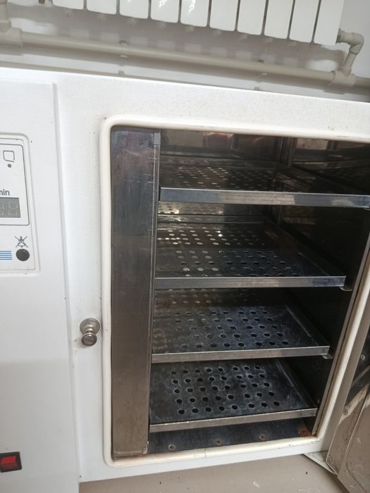 Продам сухожар сухожаровый шкаф