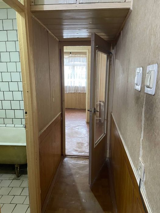 Продаётся Квартира 2х ком 2 этаж на Артыкова в Янгиюле