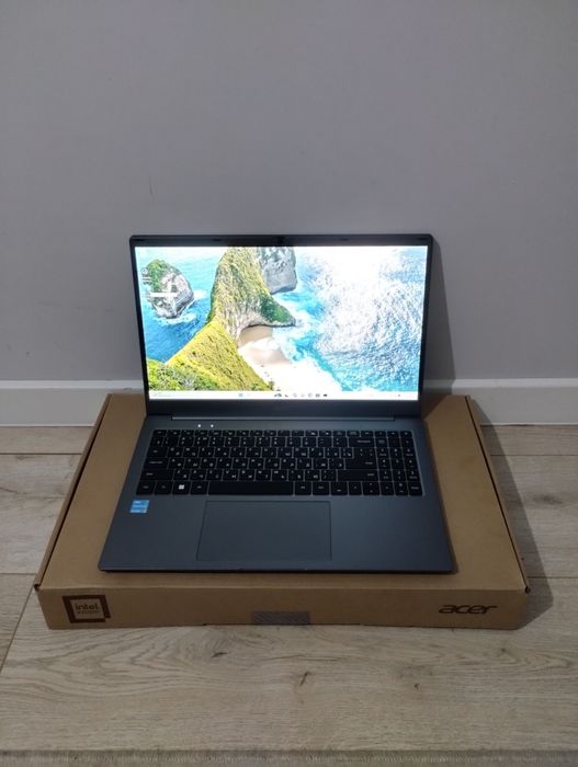 Ноутбук в отличном состоянии