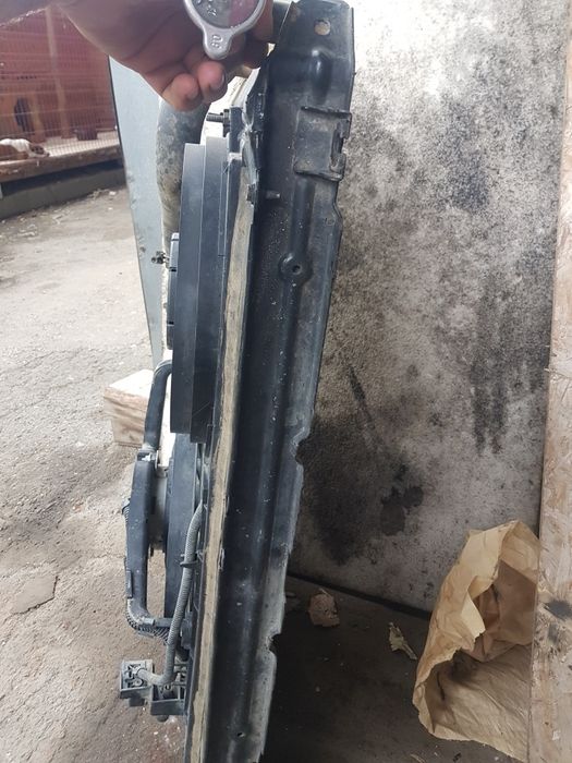 радиатор със перки.нисан патрул у.60