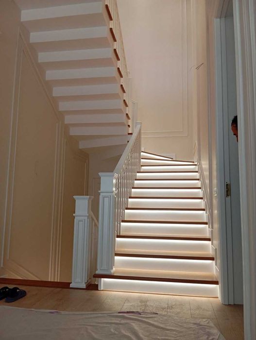 Yogʻoch zina besedka soʻri tapchan eshiklar restavratsiya remont