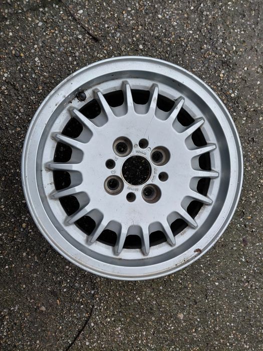 Roata rezerva bmw e30 ursulet