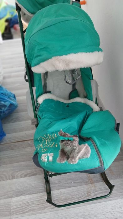 Продаю сани-коляску зимнюю Ника