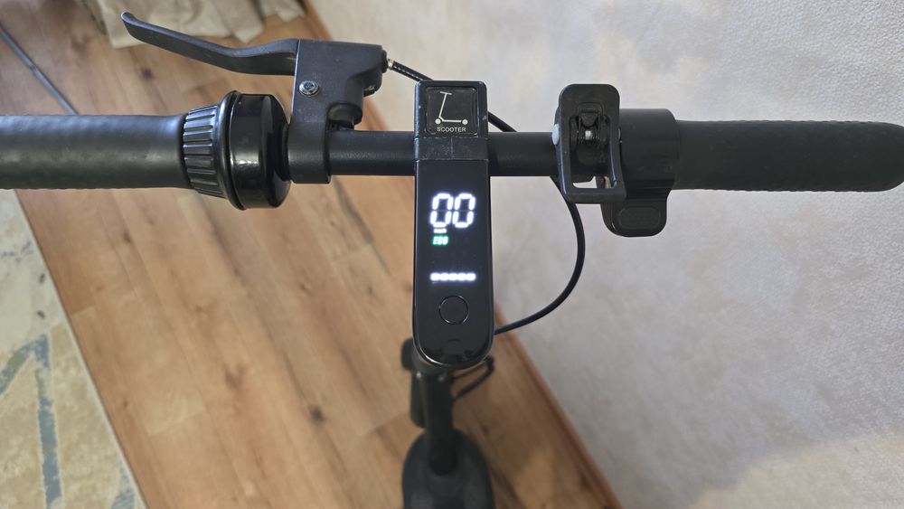 Продам Электросамокат