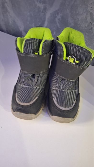 Продам сапоги детские для мальчика.