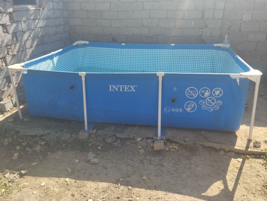 Продаётся бассейн