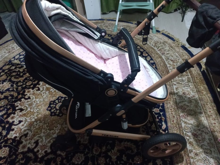 Продам коляску и автт сиденье