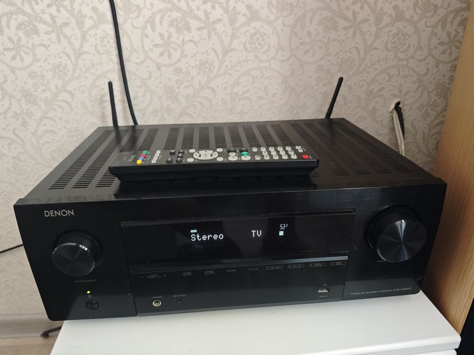 AV ресивер Denon AVR-X2800H