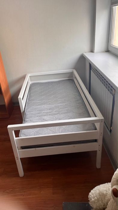 Продаи детскую кровать