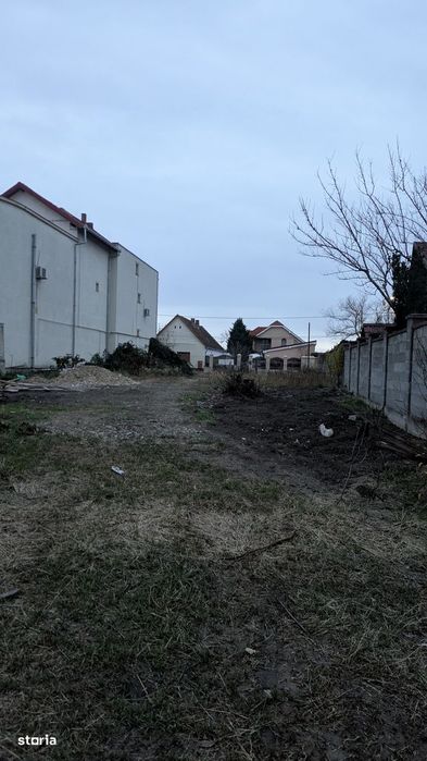 Vand teren intravilan in cartier central!
