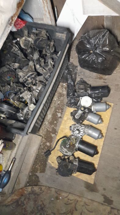 Продам     Автомобильные     дворник     маторчик