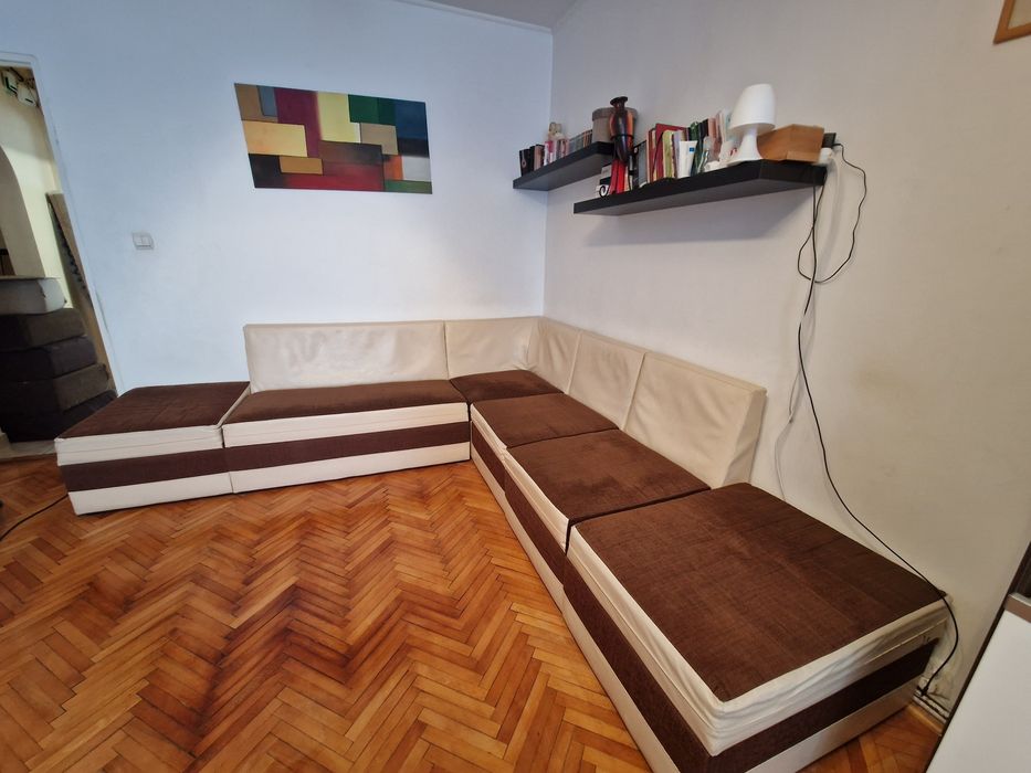 Canapea modulară