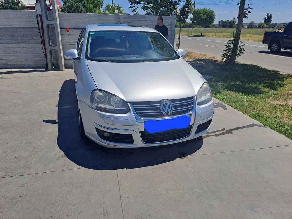 Vând Volkswagen jetta 2007