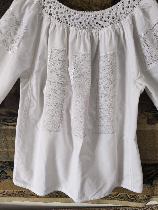 Ie brodata manual traditionala