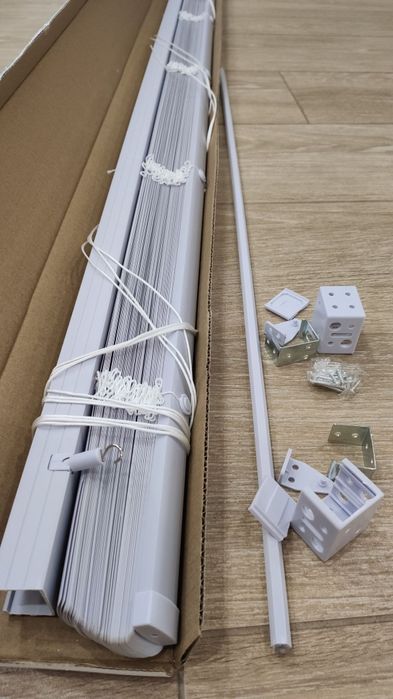 Жалюзи пластиковые 140*160 горизонтальные