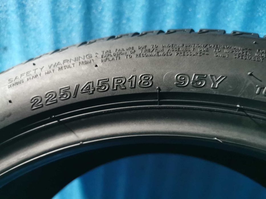 235/45 R17 michelin o bucata 225/45 R18 bridgestone o bucata