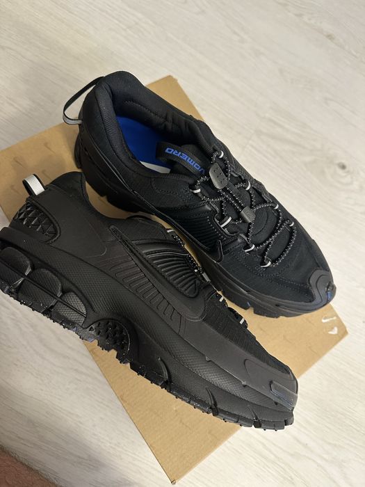 Adidasi nike Zoom Vomero Roam