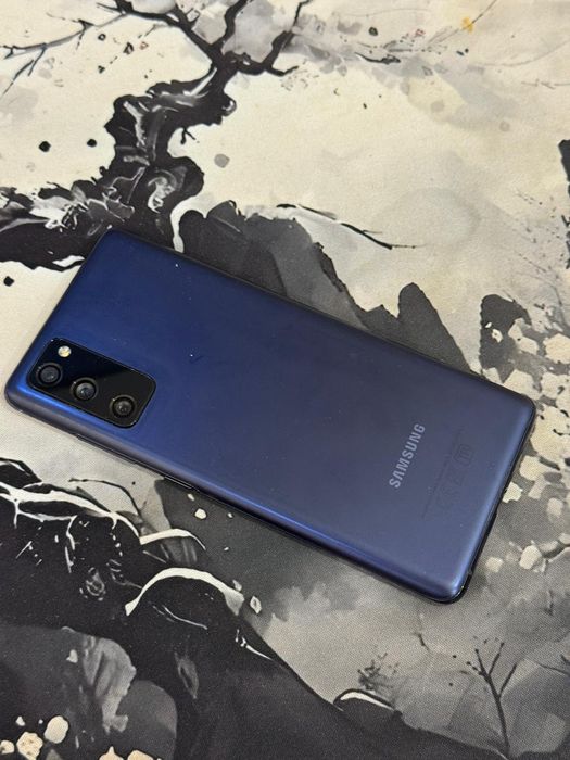 Самсунг с20 фе идеал