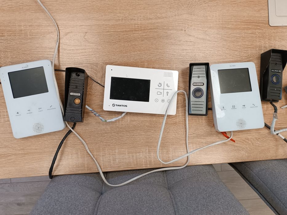 Видео домофоны и вызванные панели