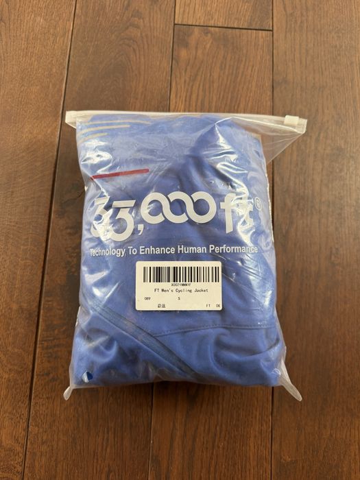 Вело яке с воден стълб 10000