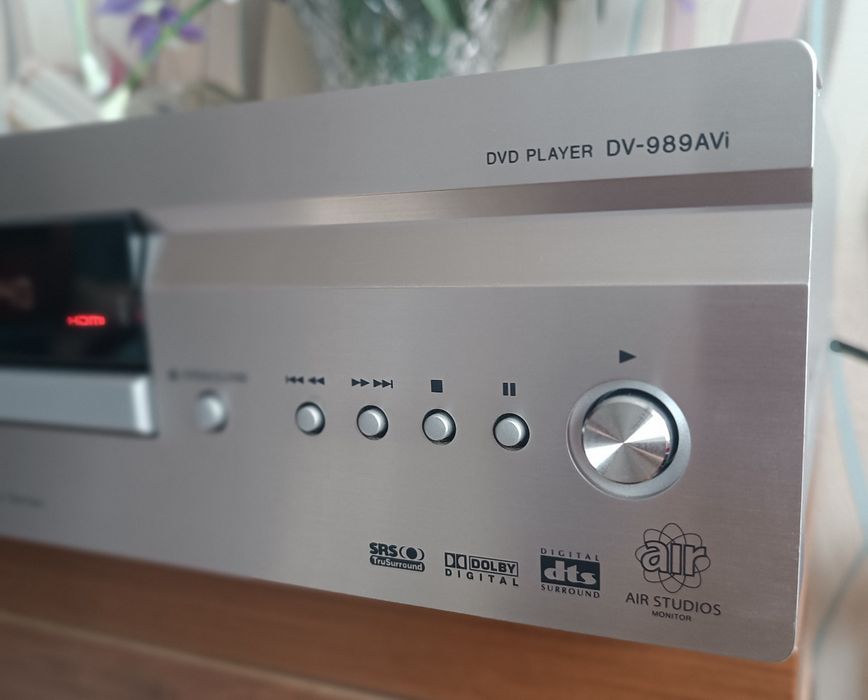 Продам DVD AUDIO/SACD player Pioneer DV-989 AVi