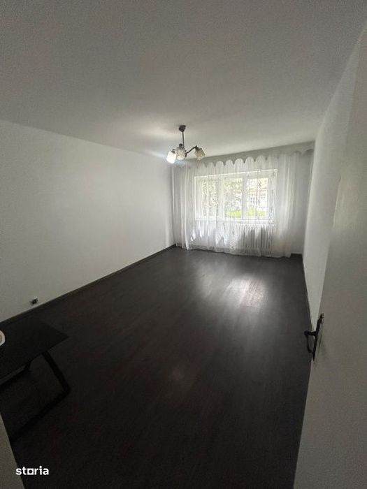 Apartament 2 camere, 53mp. etaj parter inalt, Zona Center Nemes