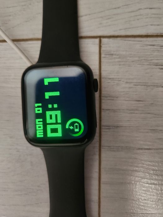 Часы смарт продам