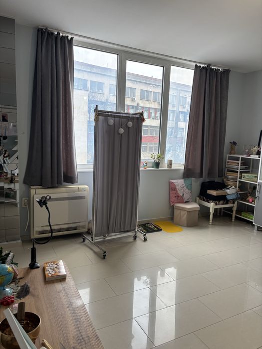 Едностаен апартамент-имот в Казанлък със статут на фризьорски салон