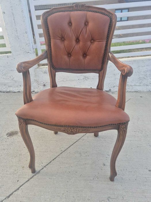Birou în stil baroc