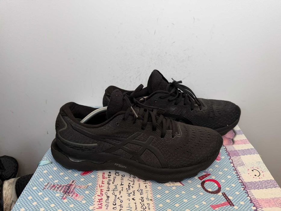 Asics Gel Nimbus 24''оригинални маратонки 46 номер