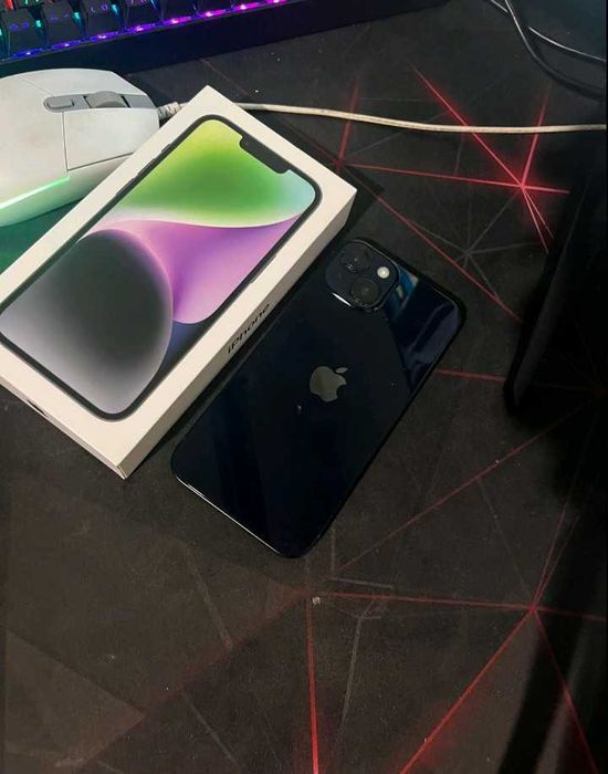 Продавам iphone 14