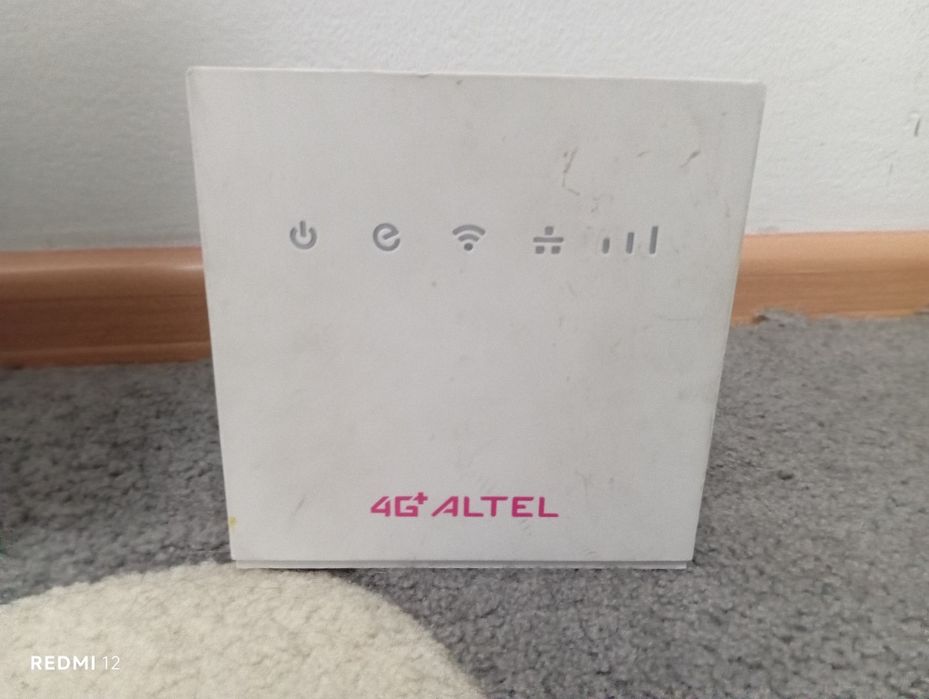 Монитор Philips 18.5"