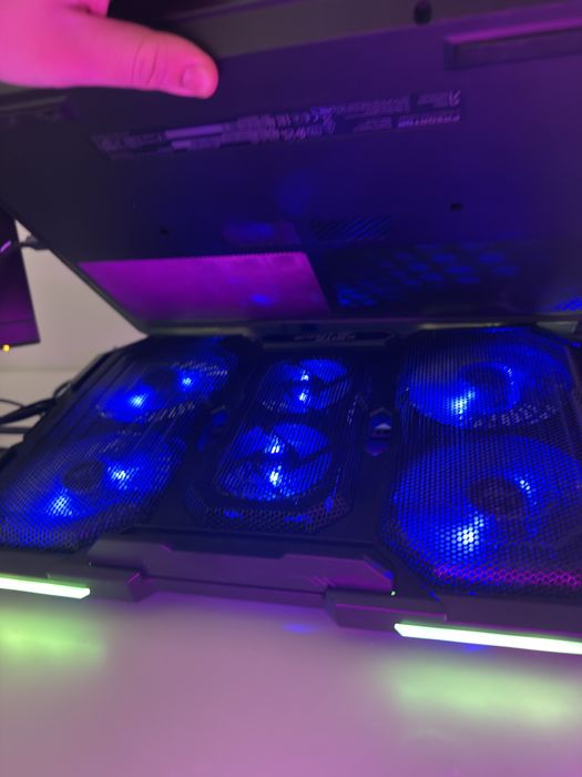 Laptop Gaming Acer Predator Helios 18 – i9, RTX 4080