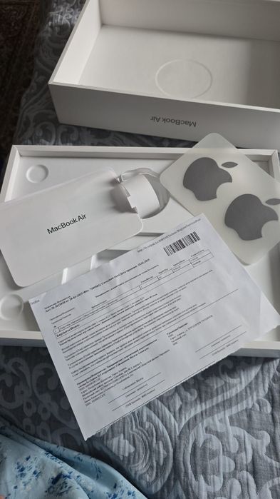 Продам Макбук MacBook Qir