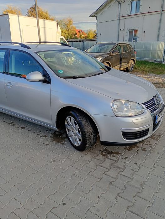 Vând Volkswagen golf 5 break