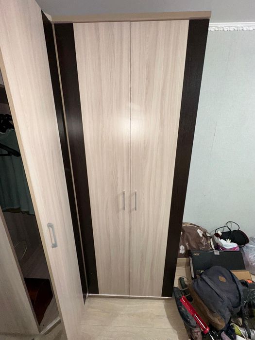 Продам шкаф угловой