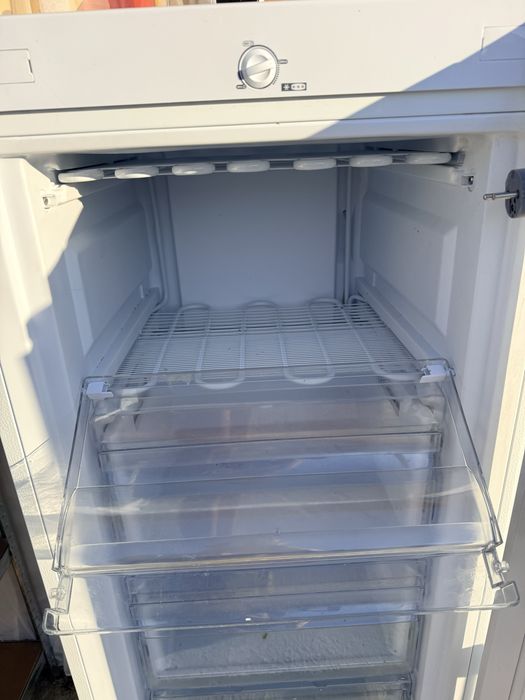Vand congelator