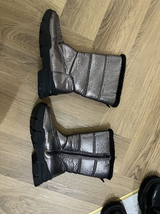 Продам зимние сапоги