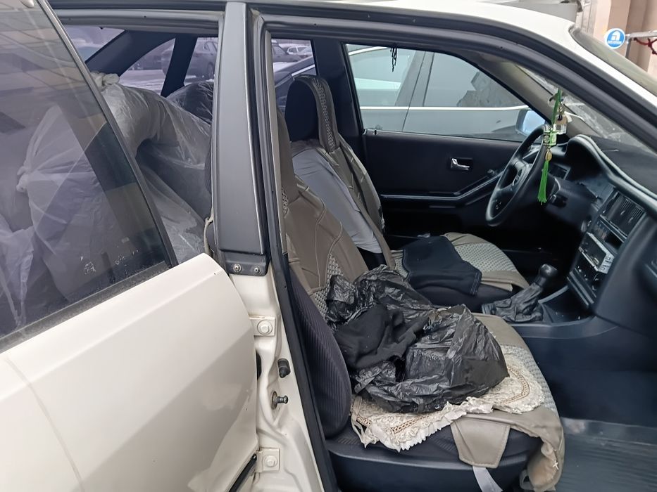 Машина ауди б4 1992 год