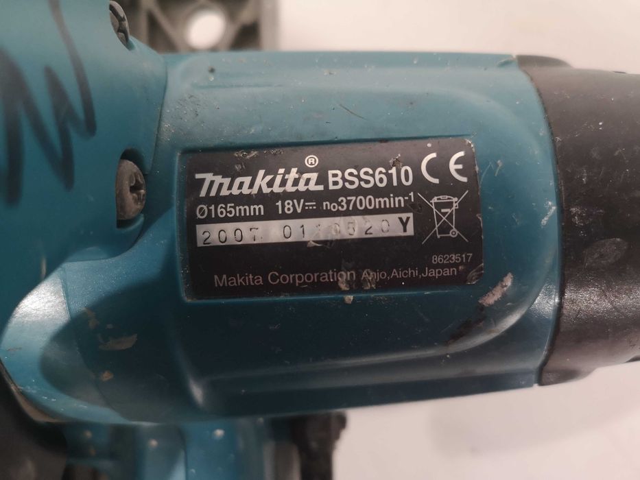 Ръчен циркуляр - Makita 18 V li ion (solo)
