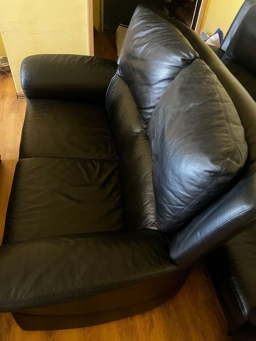 Диван 2 +3 естествена кожа.